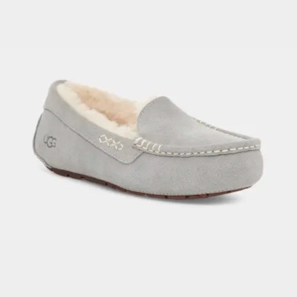 UGG Shoes - NWT UGG Ansley moccasin slippers light grey
